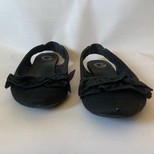 Black ballerina sling back flats